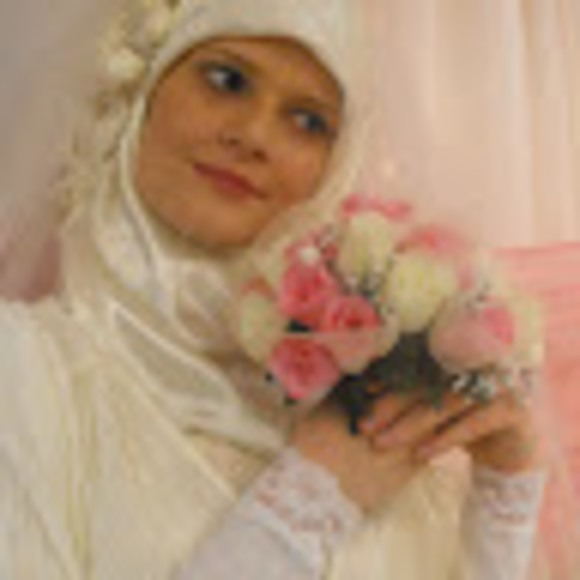 Meet your Posher, Christina - Picture 1 of 1